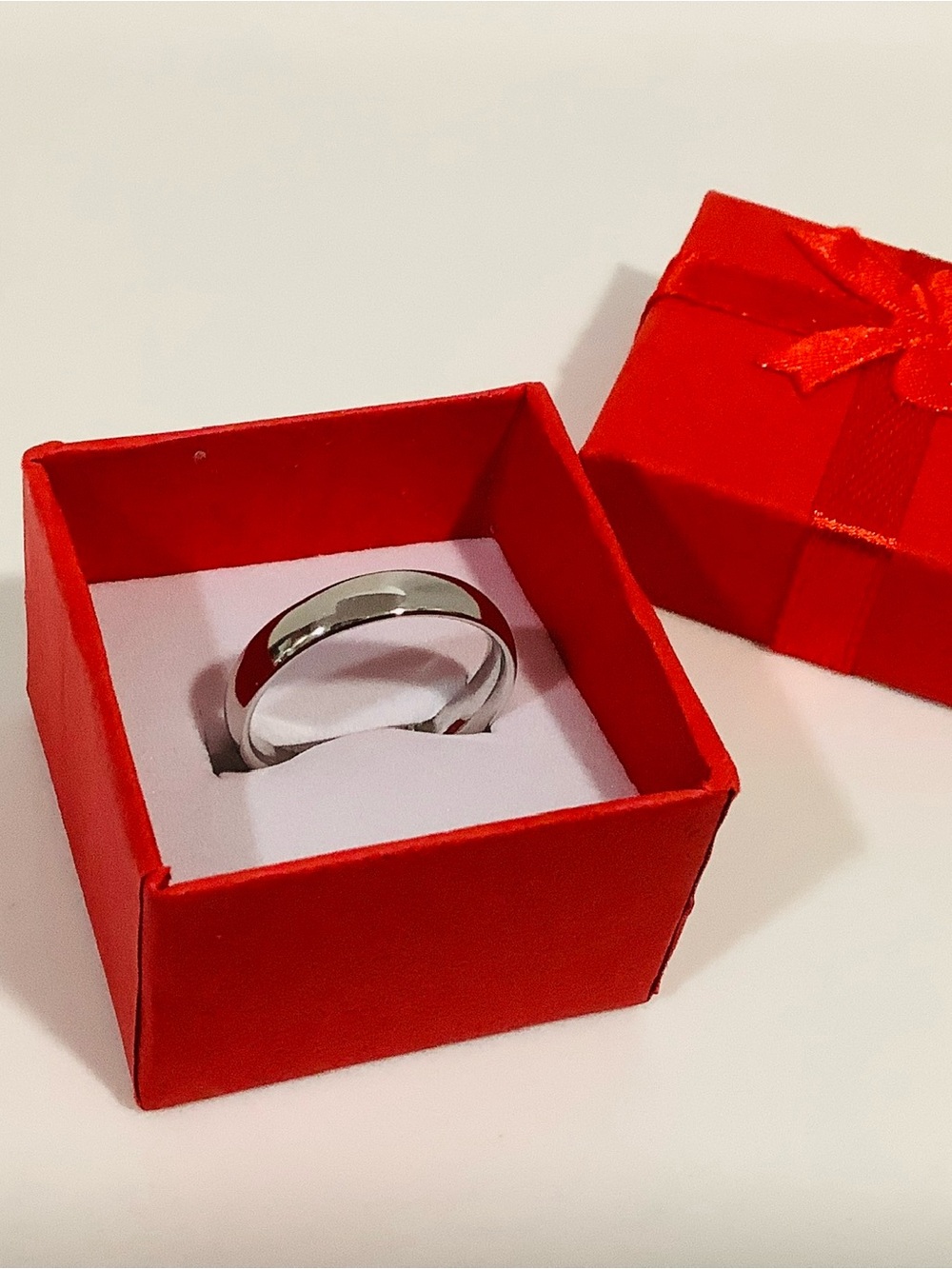 Classic 14k Gold Polished Wedding  Band Size 7.